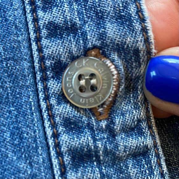 ❌SOLD🏷️Vintage Y2K Calvin Klein Jeans Classic Long Sleeve Denim Shirt Size M - Picture 2 of 6